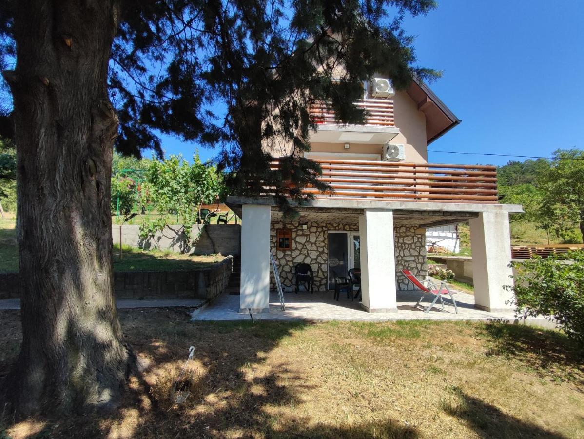 Milicin Konak Vrdnik Exterior foto